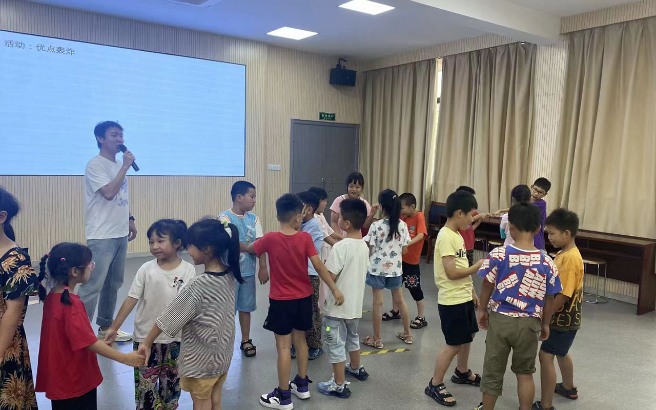 河南龙观乡中心学校